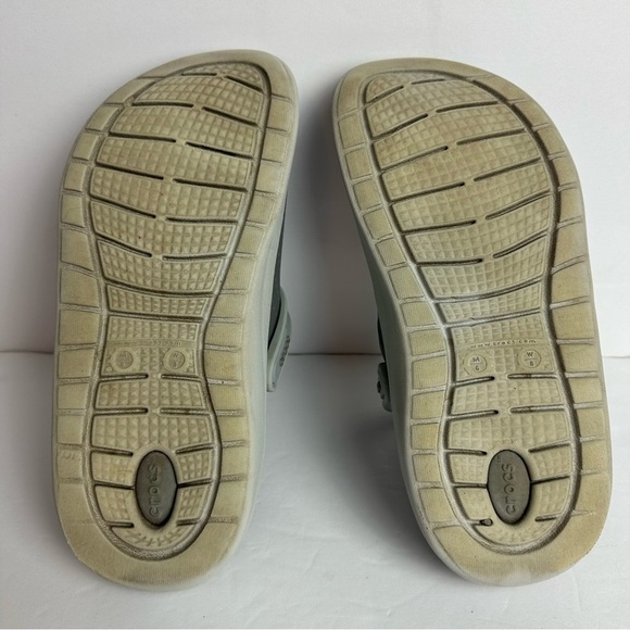 Crocs Lite Ride Clogs Women's Size 8 or Men's 6 Grey Gray Lightweight Slip-On - Picture 7 of 10